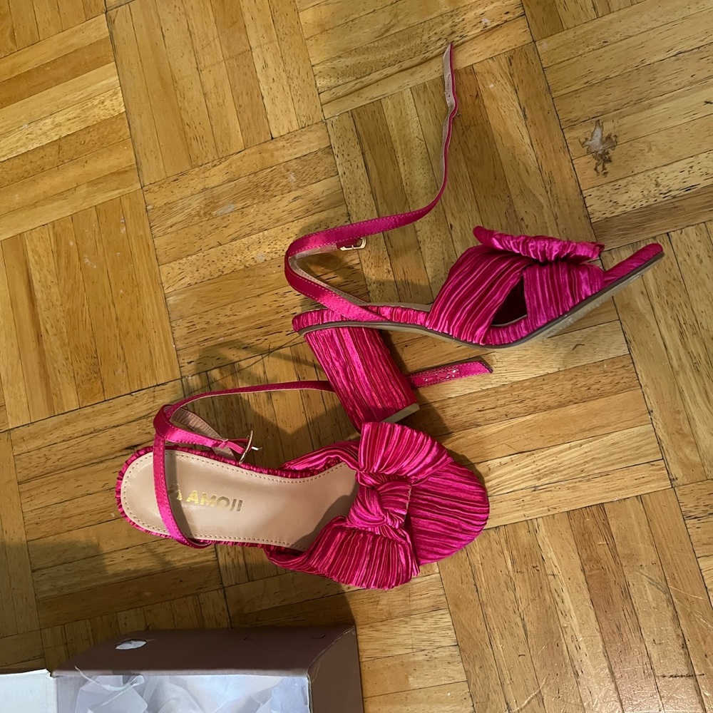 Satin Block Heeled with Ankle Strap (WORN ONCE!) - Picture 3 of 8